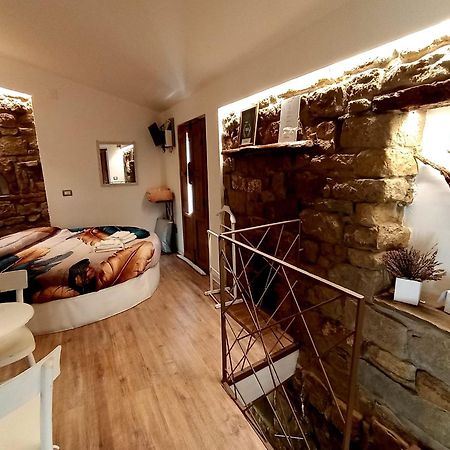 Bed and Breakfast Il Gelsomino à Castelmezzano Extérieur photo