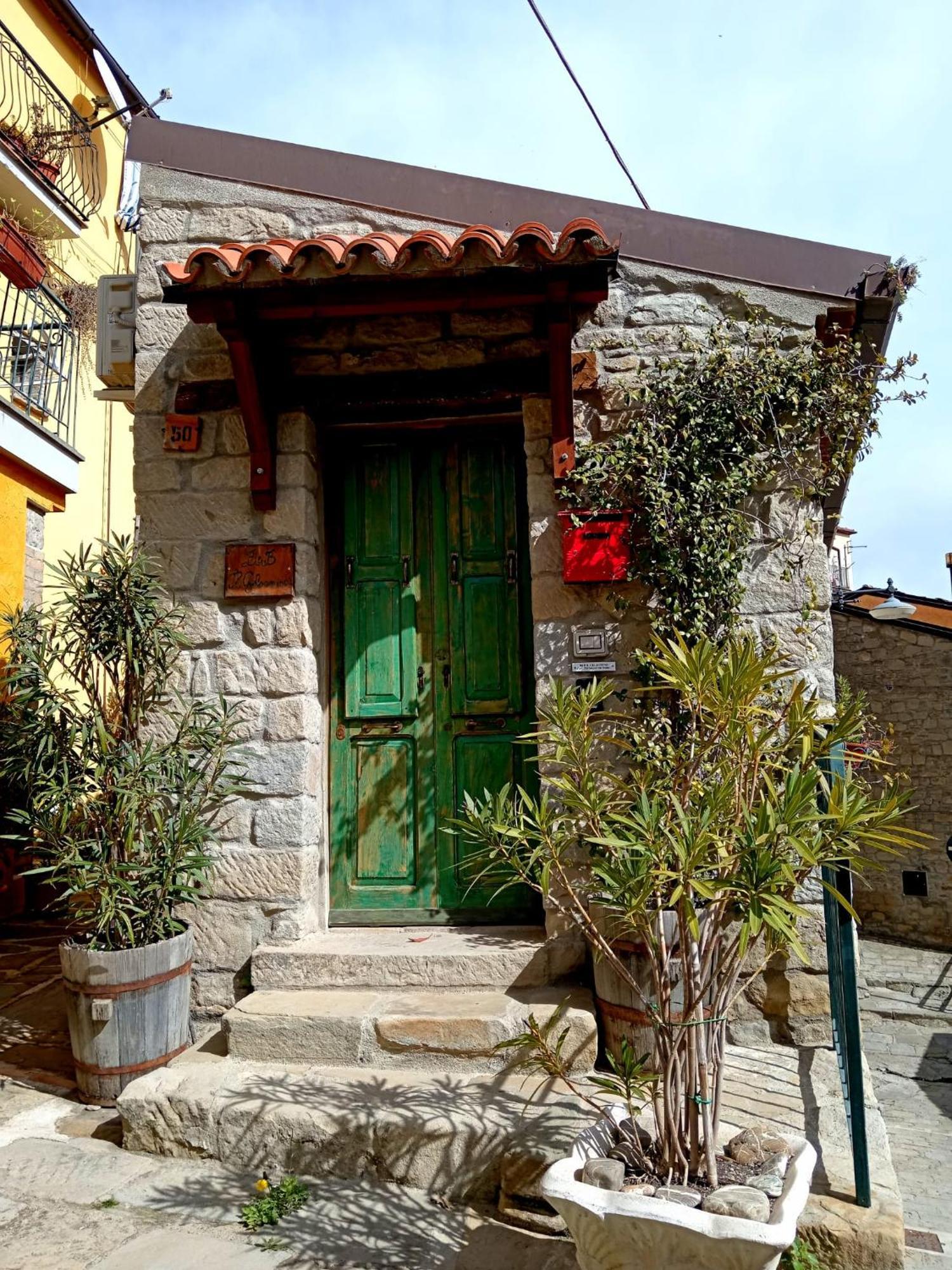 Bed and Breakfast Il Gelsomino à Castelmezzano Extérieur photo